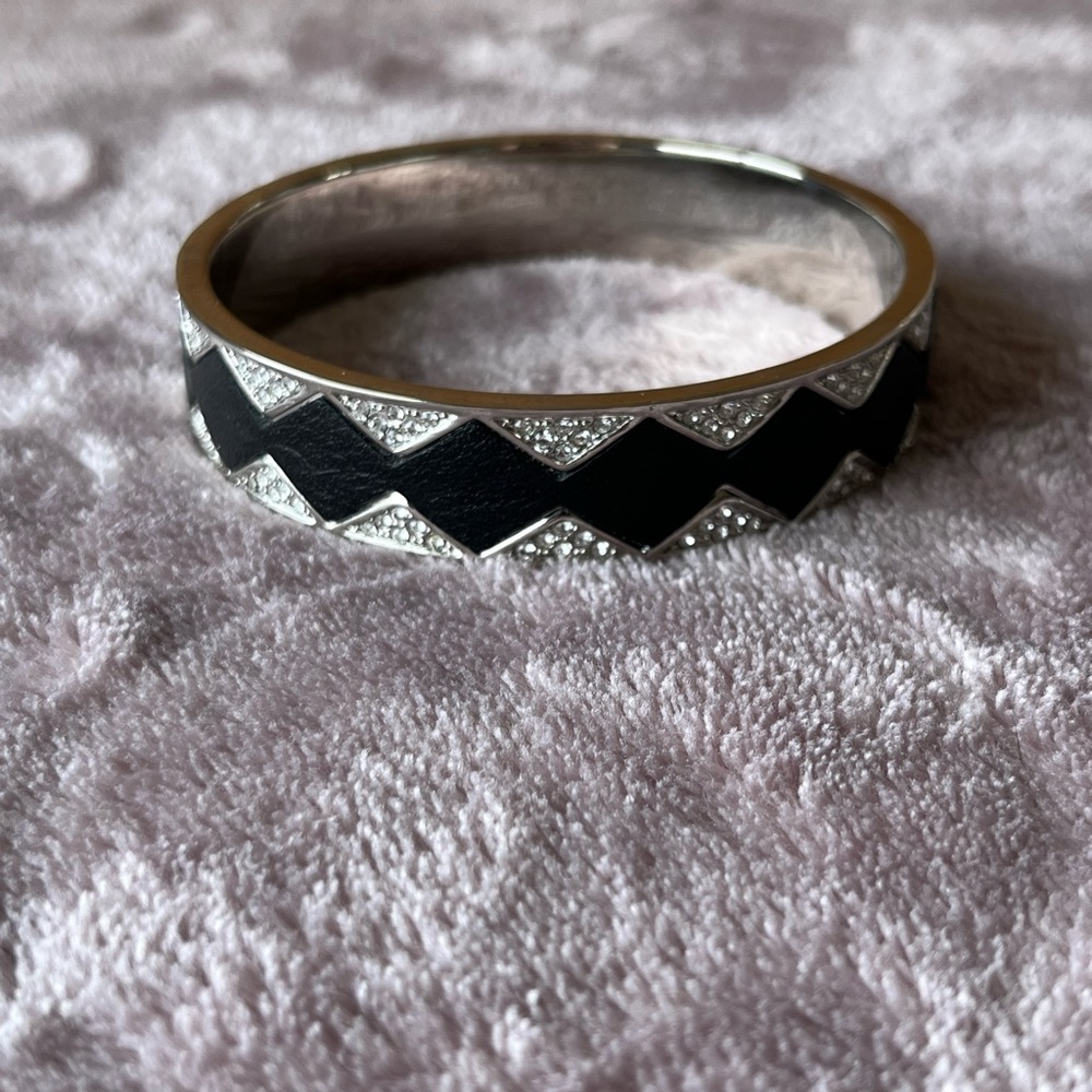 House of Harlow Sunburst Pave Rhinestones Bangle Bracelet Black Leather inlay - Picture 5 of 9